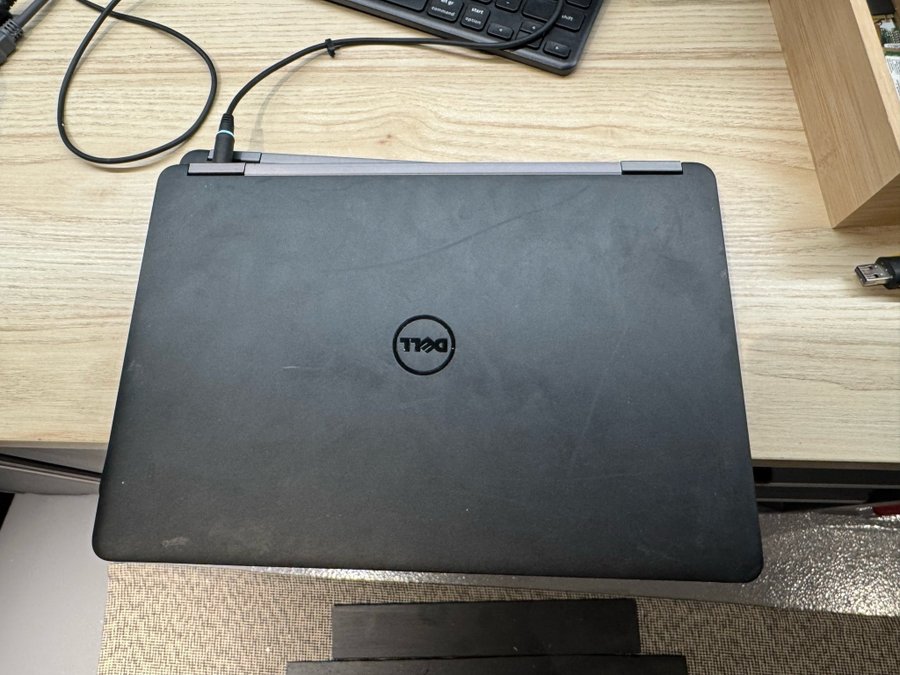 Dell Latitude E7270 / Intel Core i7-6600U / 16 gb