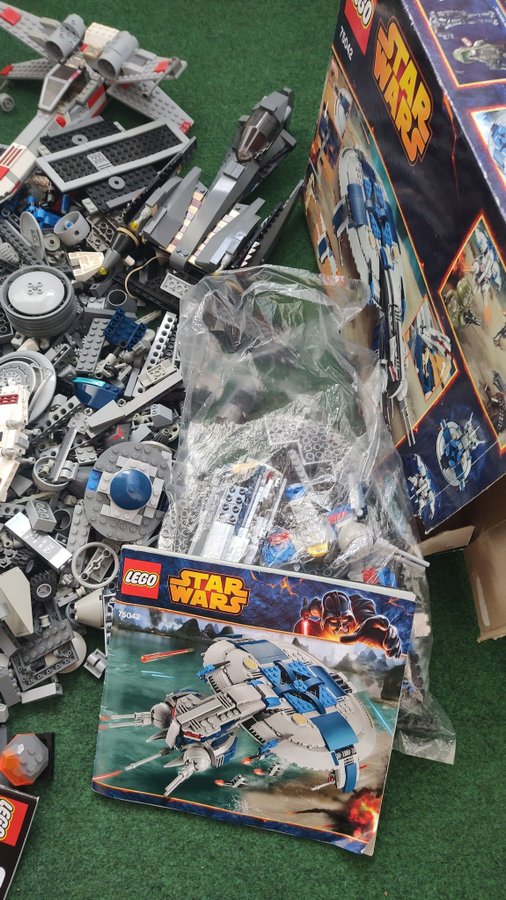 Lego Star Wars - Stora paket byggsats med delar!