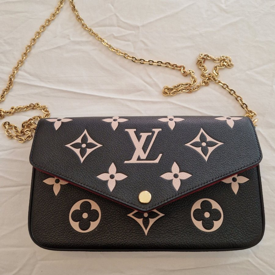 LOUIS VUITTON FELICIE EMPREINTE POCHETTE SOM NY!