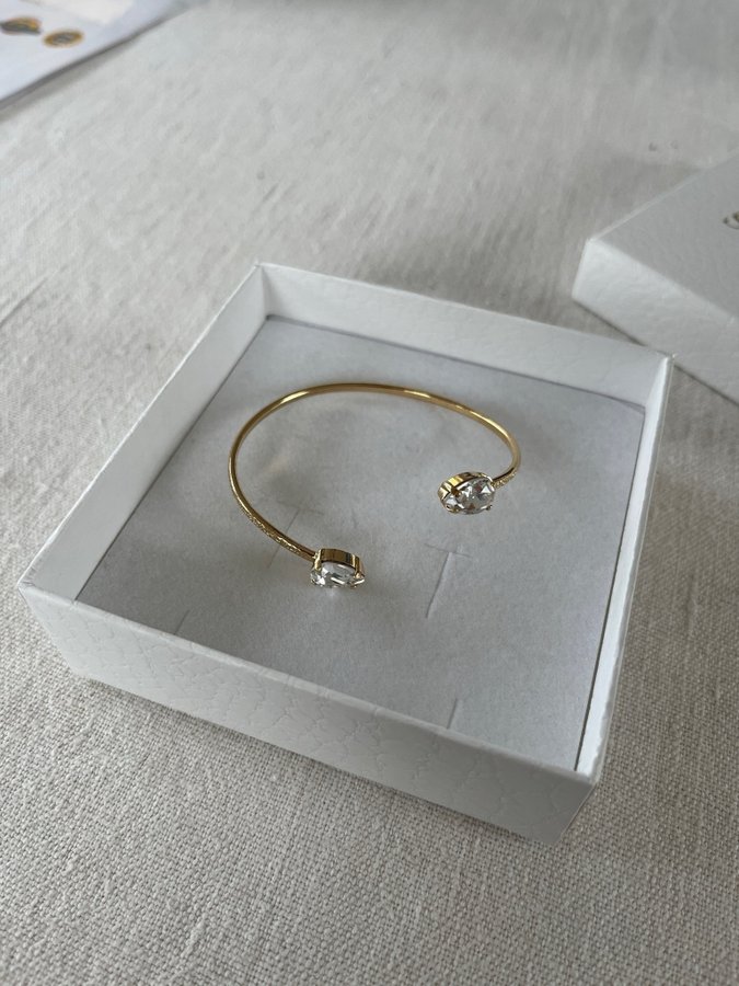 Caroline Svedblom Armband Petite Drop Bracelet Gold