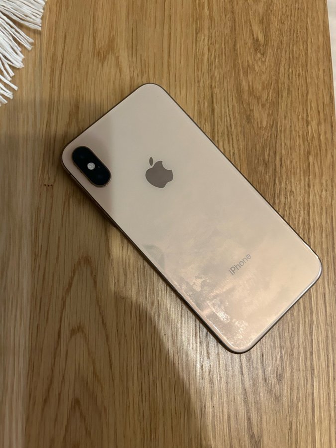 iPhone XS