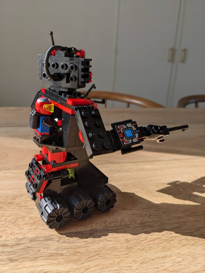 Lego 6889 - Recon Robot