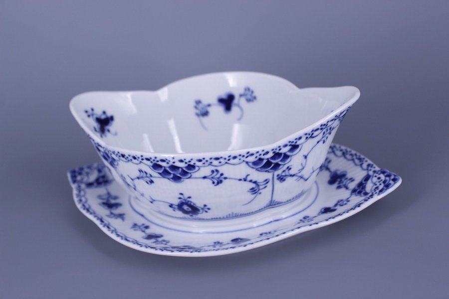 Royal Copenhagen Blue Fluted Hafl Lace no 587 Sauceboat Gravy Boat