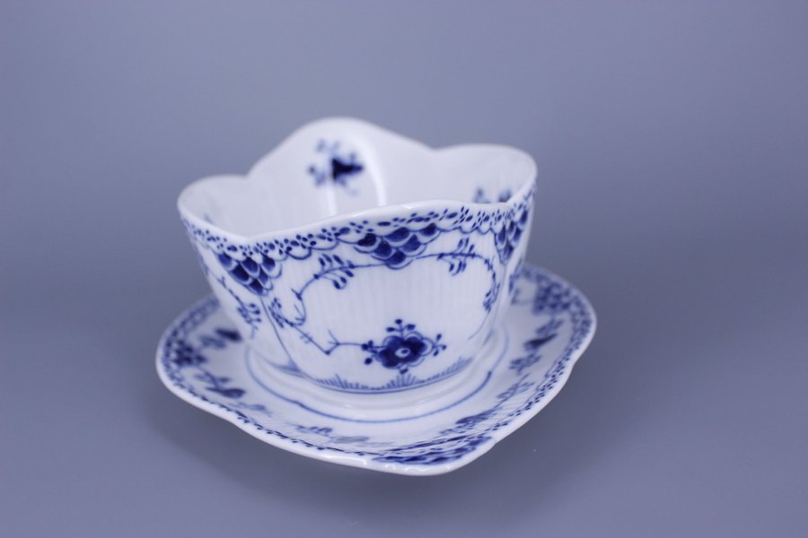 Royal Copenhagen Blue Fluted Hafl Lace no 587 Sauceboat Gravy Boat