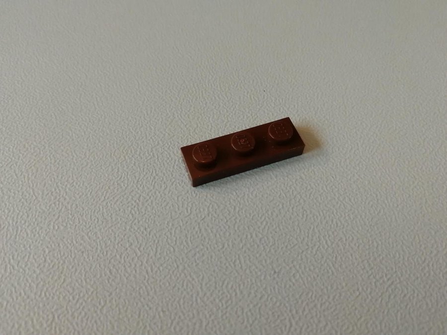 Lego - plate - platt - bas - 1x3 - part 3623 - brun (reddish)