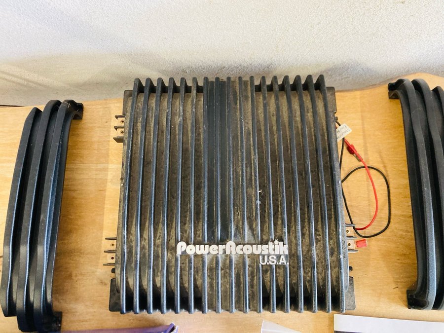 PowerAcoustik FX2-300 2-kanals förstärkare