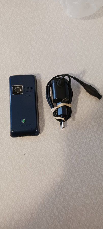 Sony Ericsson K220i