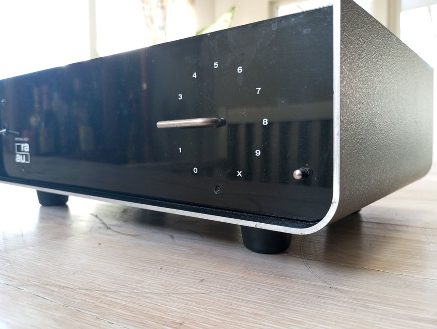 Rational Audio Model AURA Stereo Amplifier