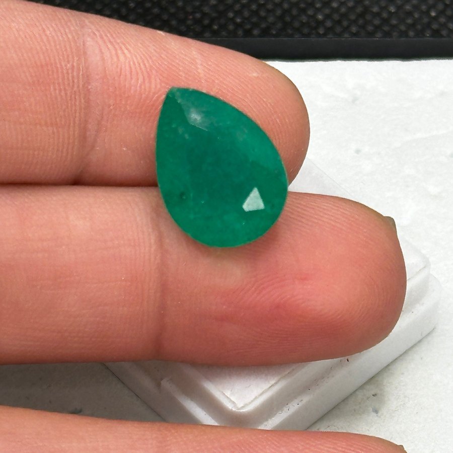 Natural Emerald 9,87 ct