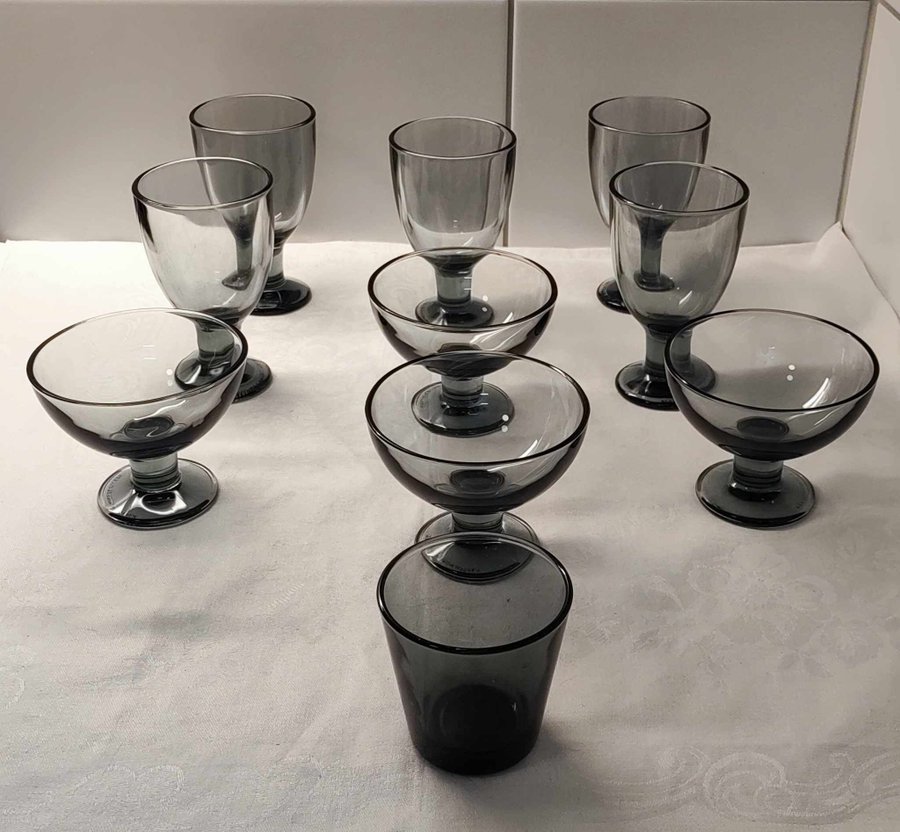 Verna Iittala Grått Kerttu Nurminen set