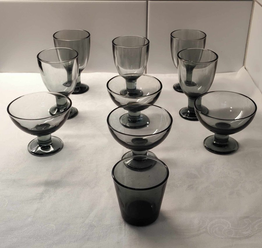 Verna Iittala Grått Kerttu Nurminen set