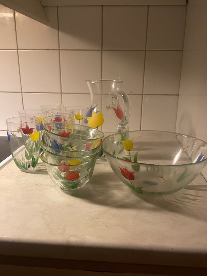 Glasset med blommor