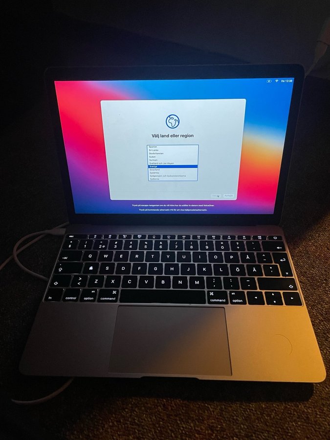 MacBook (Retina, 12-inch, Early 2015)