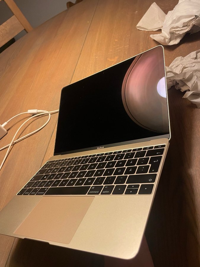 MacBook (Retina, 12-inch, Early 2015)