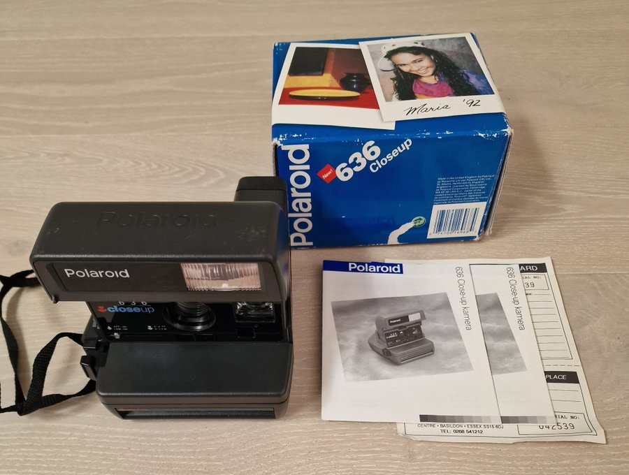 Vintage Polaroid 636 Closeup Instant Camera