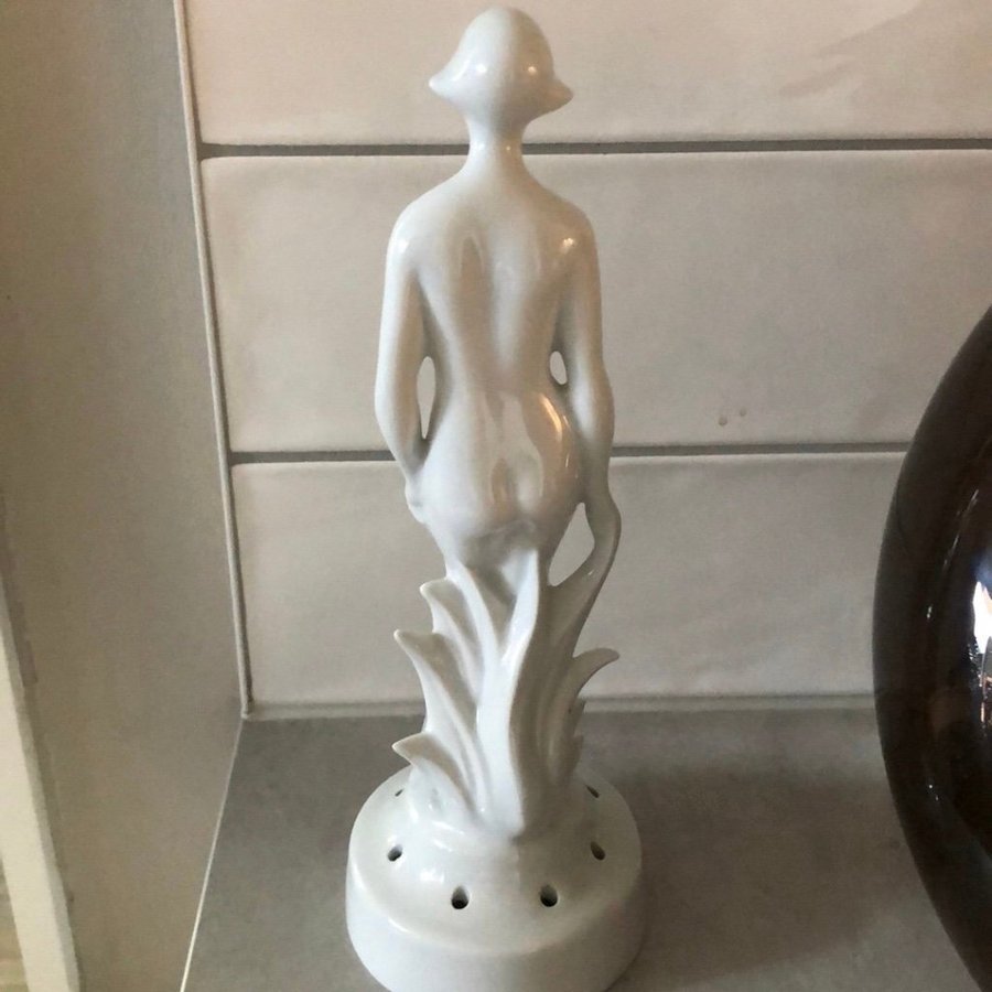 Art deco blomsterfakir skulptur Arabia