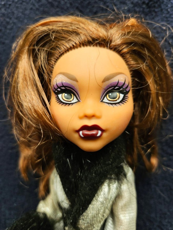 Monster High Draculaura docka