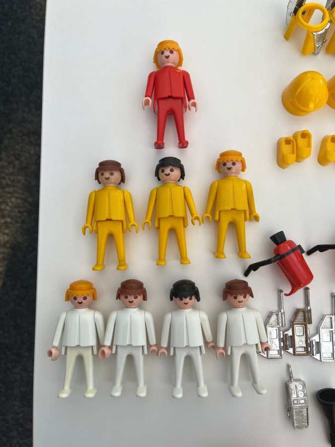 Playmobil Rymdpaket gubbar mm från tidigt 80-tal