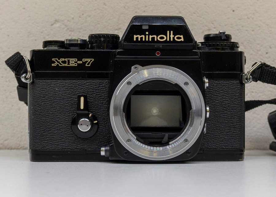 Minolta XE-7 hus svart