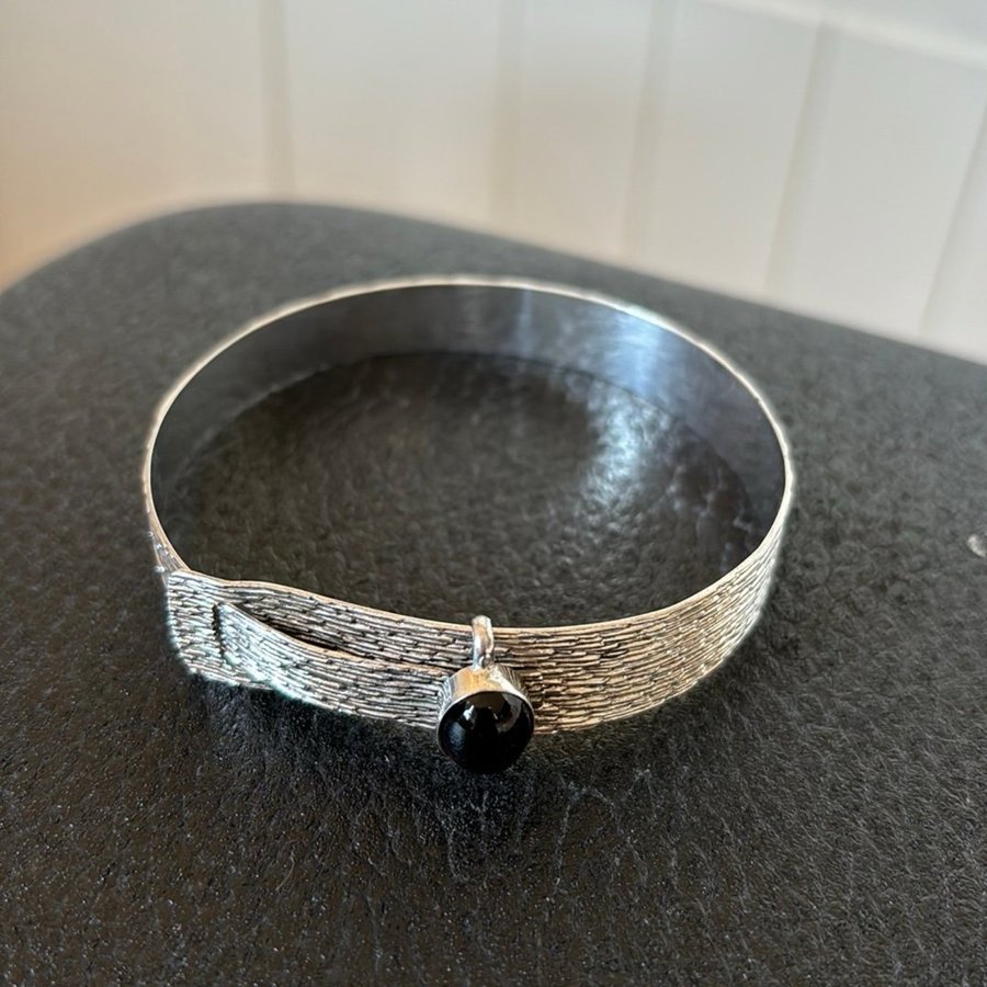 Retro armband i stämplat silver med ametist