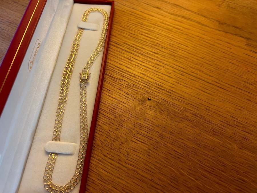 Halsband, Guld 18K, doserad fiskbenslänk, längd 42 cm, vikt 11 gram.