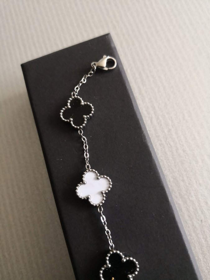 Clover Bracelet Silver And Black - White