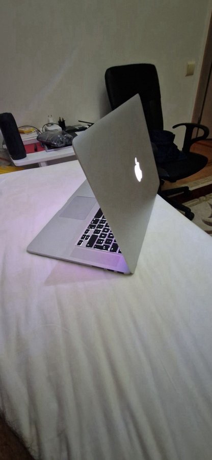 MacBook Pro Retina 15’ mid 2015