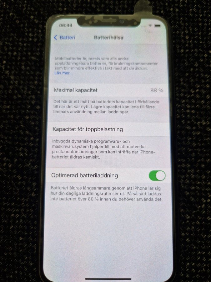 Iphone 11 pro 256gb ny skärm nytt fodral 88% batteri