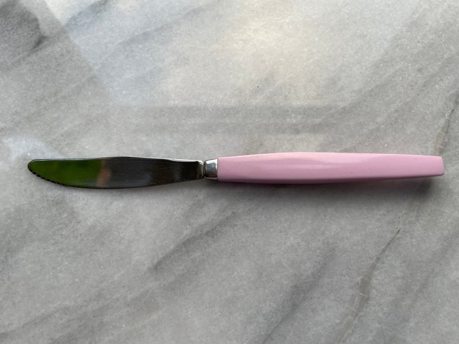 Vintage Smörkniv – Svensk Retrodesign - Tidlös Bordskänsla, Butter Knife