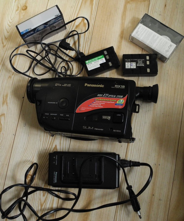 Panasonic RX15 VHS-C kamera med 21x zoom