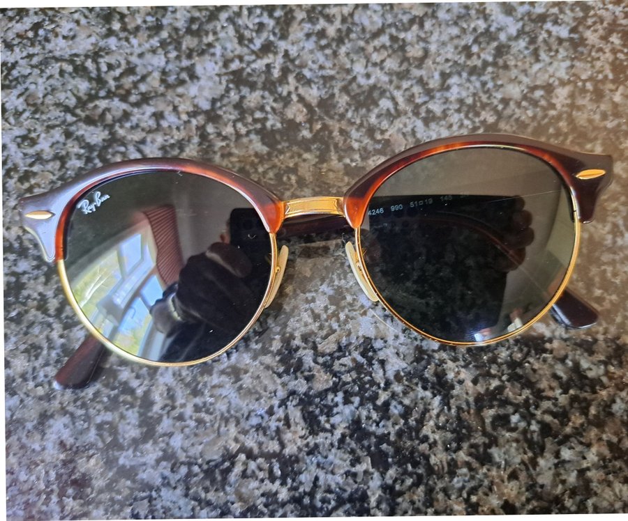 Ray-Ban Solglasögon "clubround classic"