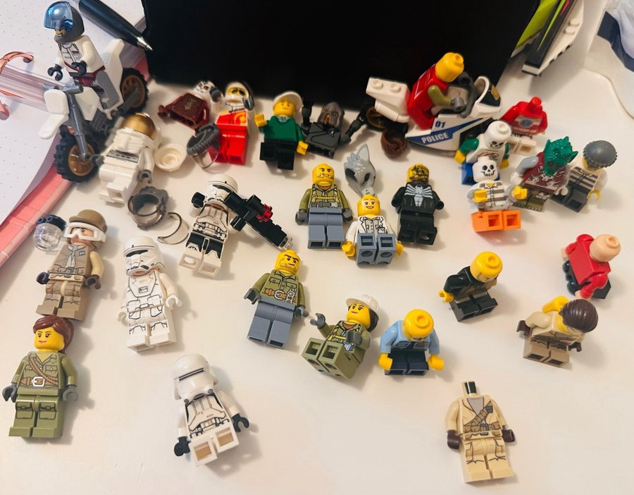 Lego Minifigurer - Stor samling