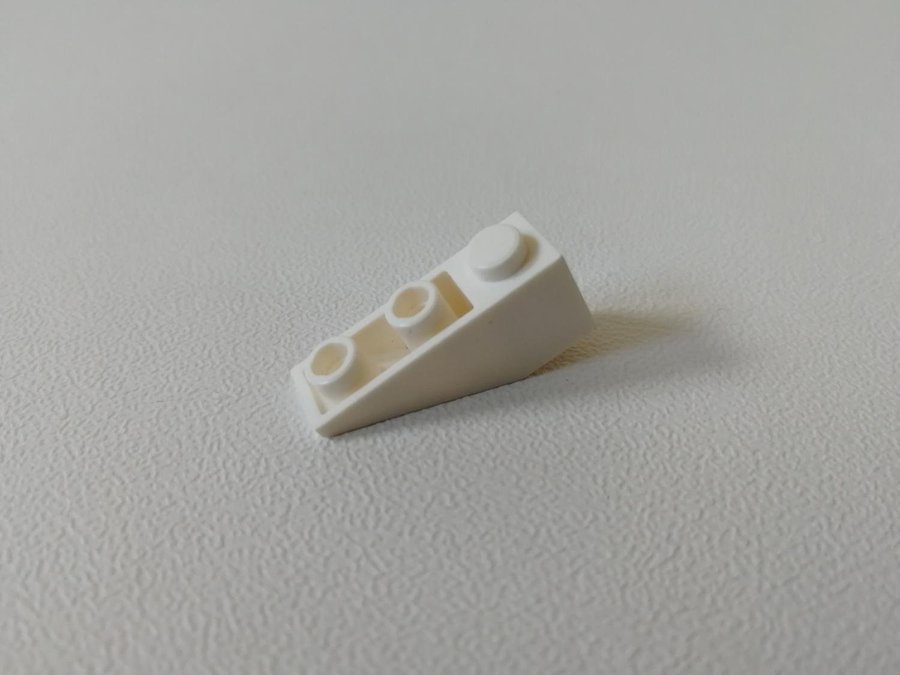 Lego - slope - bas - inverted 33 - 3x1 - part 4287 - vit