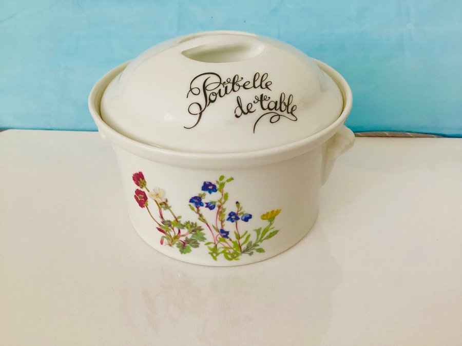 Retro fransk Soptunna berry haute porcelaine création l LouriouxShabby chic