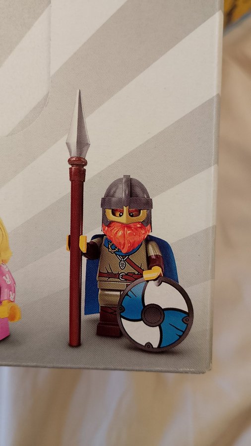 Lego minifigures series 20 Viking  oöppnad!