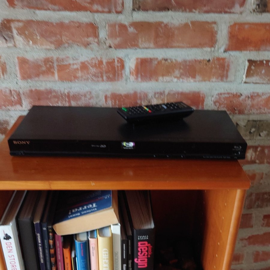 Sony Blu-ray Disc Player BDP-S580