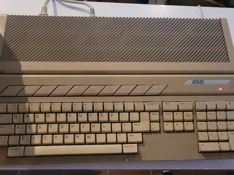 Atari 1040ST med tillbehör