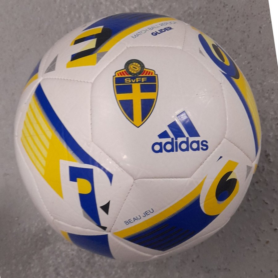 Adidas Match Ball Storlek 4