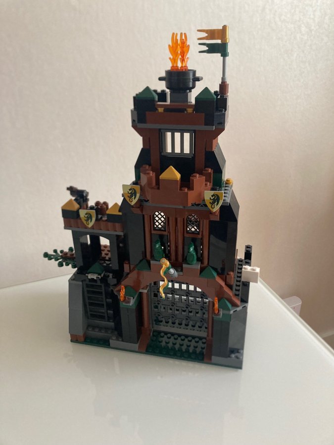 Lego Kingdoms 7947 - prison rescue fortress, 7949