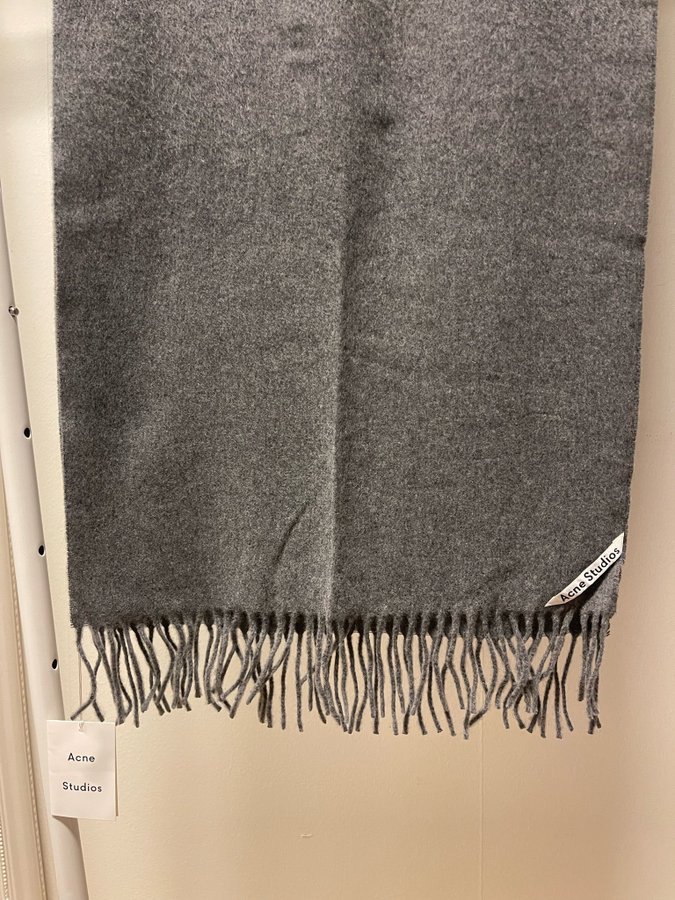 Helt Ny* Acne Studios Canada wool scarf