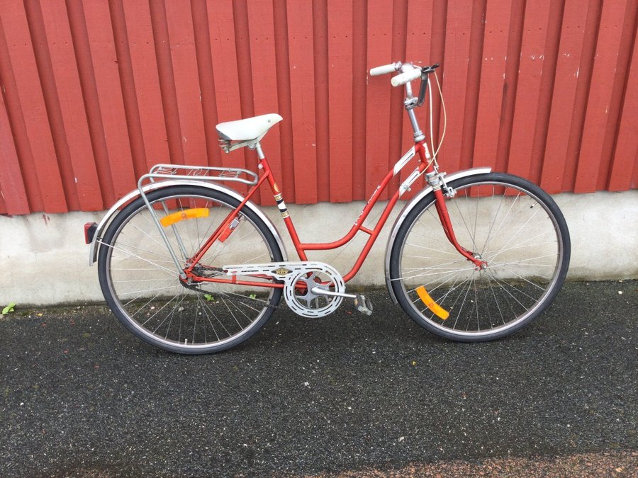 Dam Mormorscykel U-ram Studentcykel från nedlagd butik dödsbo Höstfynd REX LYX