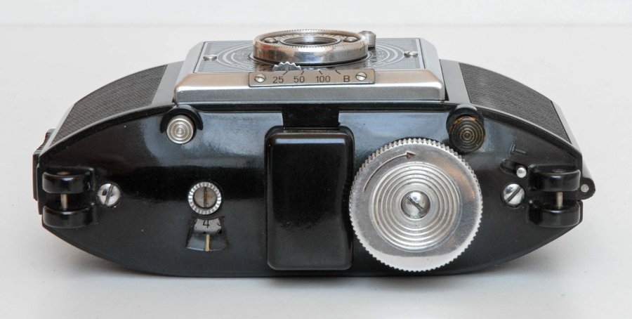 Agfa KARAT 6,3 Art Deco, svart, nr C 3707, 1937-38. Mycket snygg!