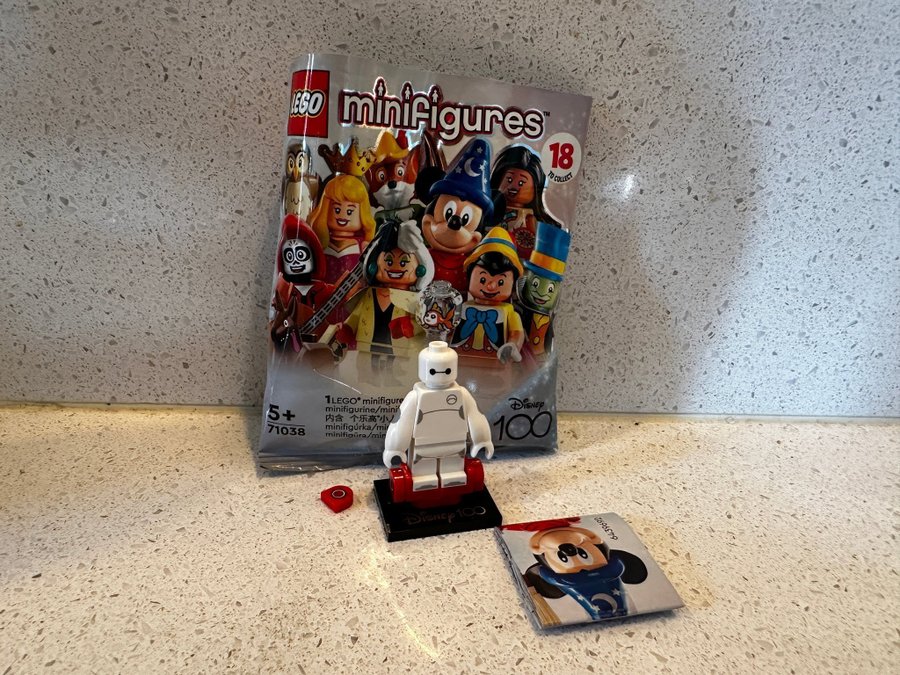 LEGO Minifigur - 71038 - Baymax från Disney 100