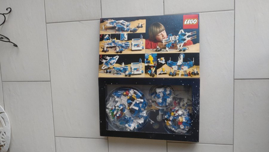 Helt nytt och oöppnat stort Lego, legoland 6980 - Space Station