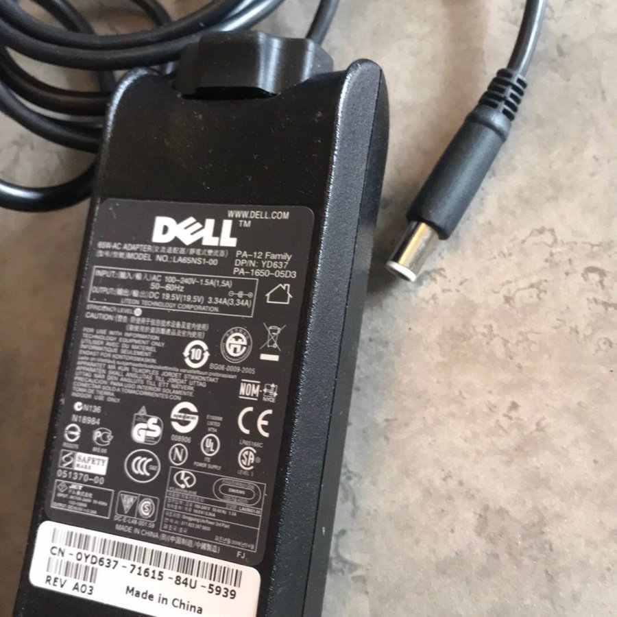 Dell Laptop Adapter 65W