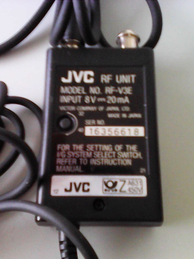 JVC RF-V3E RF-enhet inklusive antennkabel IN/OUT