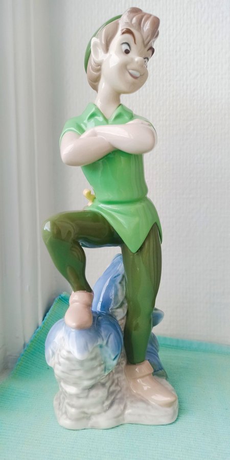 Peter Pan figurin från Nao by Lladro Disney