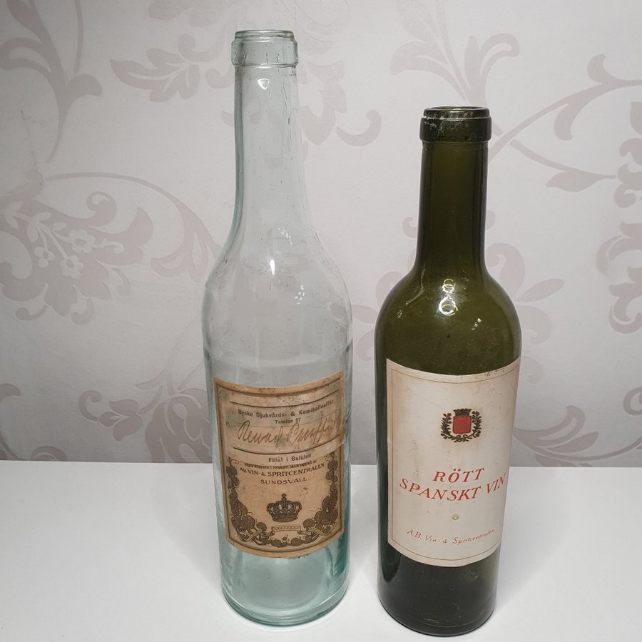 AB Vin  Spritcentralen  Sunsdvall flaskor Antique bottle Red Wine  Eau De Vie