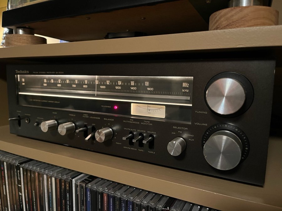 Technics SA-300k Stereo Receiver