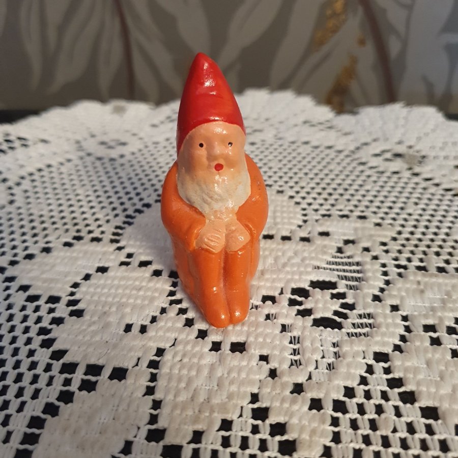 Gammal Tysk Tomte i keramik